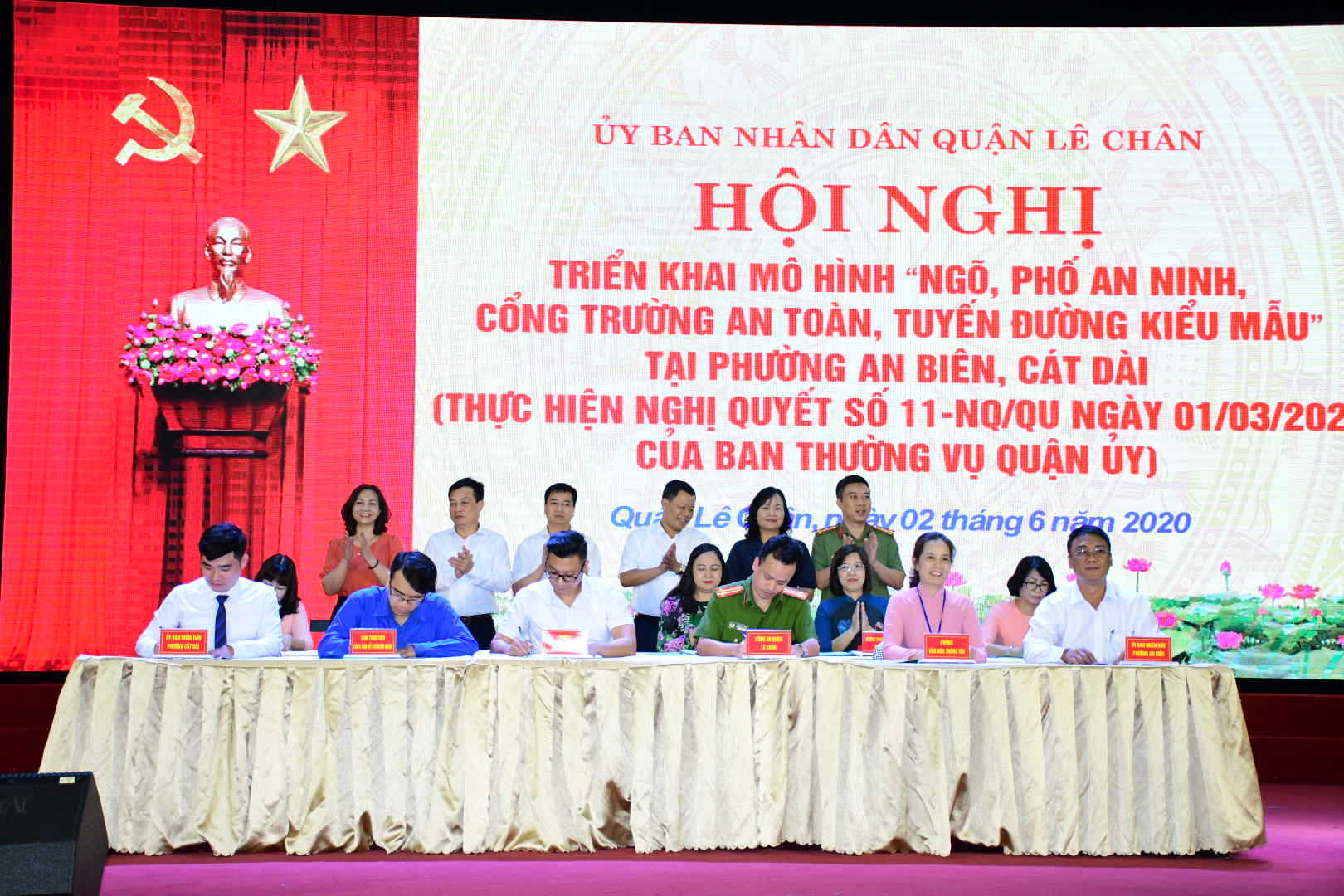 Quận Lê Chân: Triển khai mô hình “Ngõ, phố an ninh, cổng trường an toàn, tuyến đường kiểu mẫu” trên địa bàn phường Cát Dài và An Biên